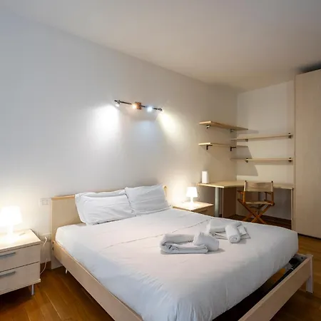Elegant Loft A Due Passi Dal Centro By Hotea Apartament *